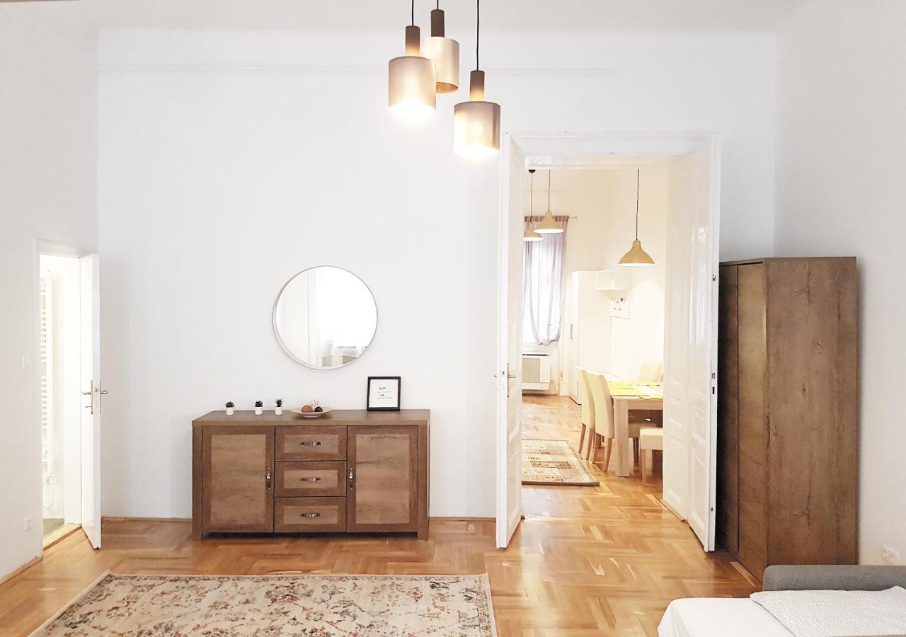 Appartement Luxury new cozy flat at Dob street nearby Gozsdu court à Budapest Extérieur photo
