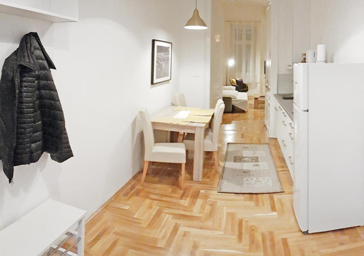 Appartement Luxury new cozy flat at Dob street nearby Gozsdu court à Budapest Extérieur photo