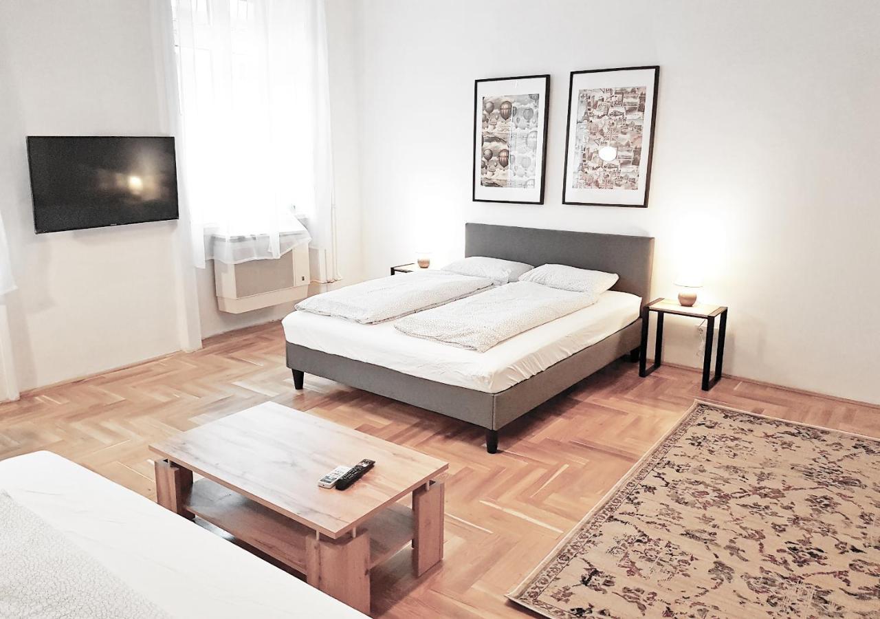 Appartement Luxury new cozy flat at Dob street nearby Gozsdu court à Budapest Extérieur photo