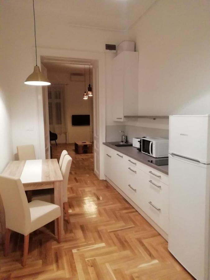 Appartement Luxury new cozy flat at Dob street nearby Gozsdu court à Budapest Extérieur photo