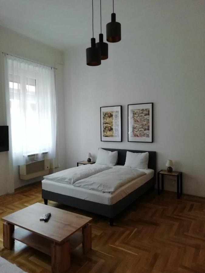 Appartement Luxury new cozy flat at Dob street nearby Gozsdu court à Budapest Extérieur photo